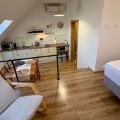 Kuchyňka apartmánu č.5 v Rezidenci Věstonice. Ubytování na Pálavě, Horní Věstonice.